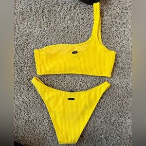 Triangl Ribbed One-Shoulder Swim Set